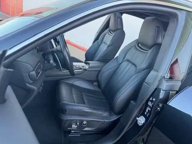 Maserati Levante GT 2.0 Mild Hybrid 39.403.- € NETTO PANO 09/2023-photo-6