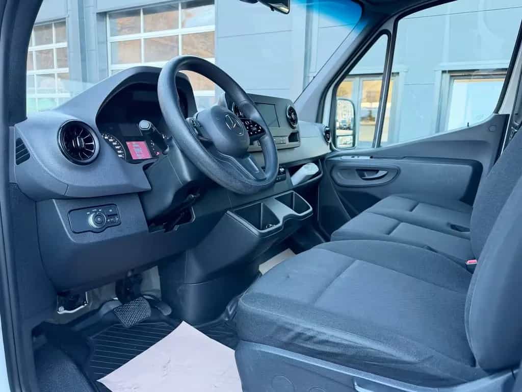 Mercedes-Benz Sprinter 317 CDI Tourer RWD 9 Sitze Navi + Autom 02/2023-photo-9