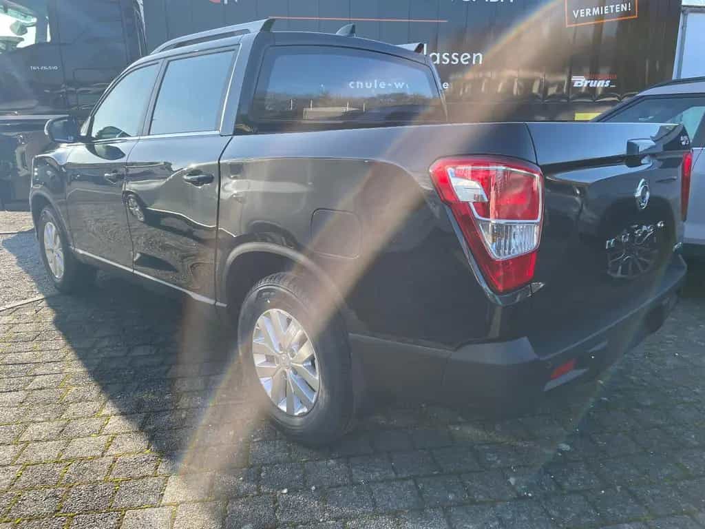 KGM Musso 2.2D AWD BLISS null-photo-2