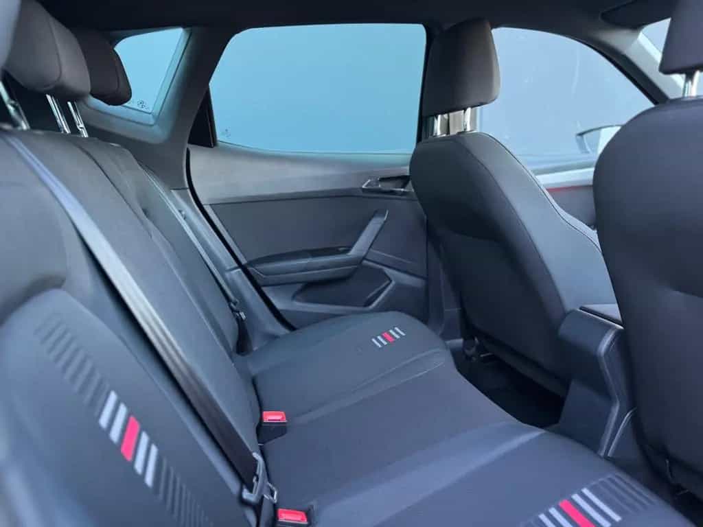 Seat Arona FR LED/SHZ/Ambient/Digital/Navi/Garantie 07/2019-photo-16