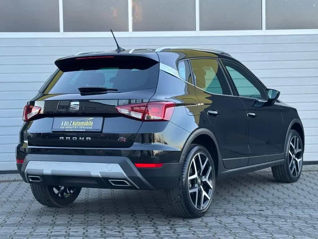 Seat Arona FR LED/SHZ/Ambient/Digital/Navi/Garantie 07/2019-photo-2