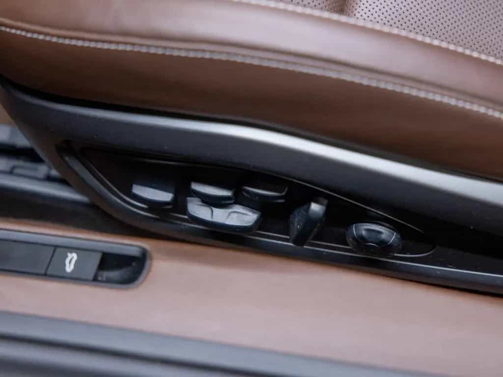 Porsche 911 Turbo S Cabriolet*LIFT*360*BELÜFTUNG*ACC* 09/2023-photo-37