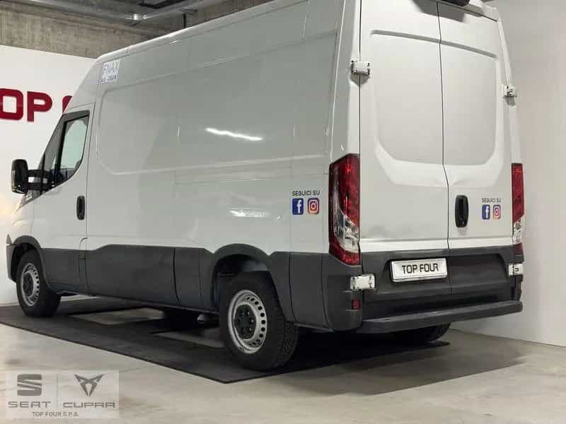 Iveco Daily Daily 33S14SV 2.3HPT PM-SL-TM Furgon 04/2019-photo-1