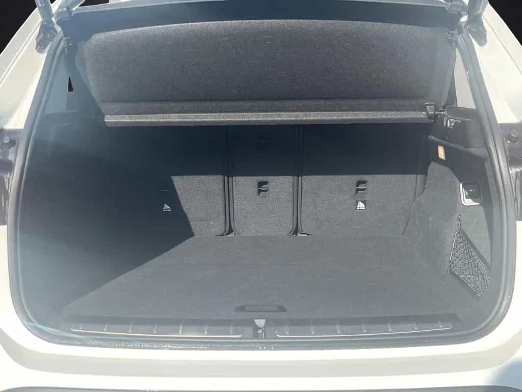 BMW X1 sDrive 18i Sport/ LED / Navi / SHZ / Garantie 08/2019-photo-28