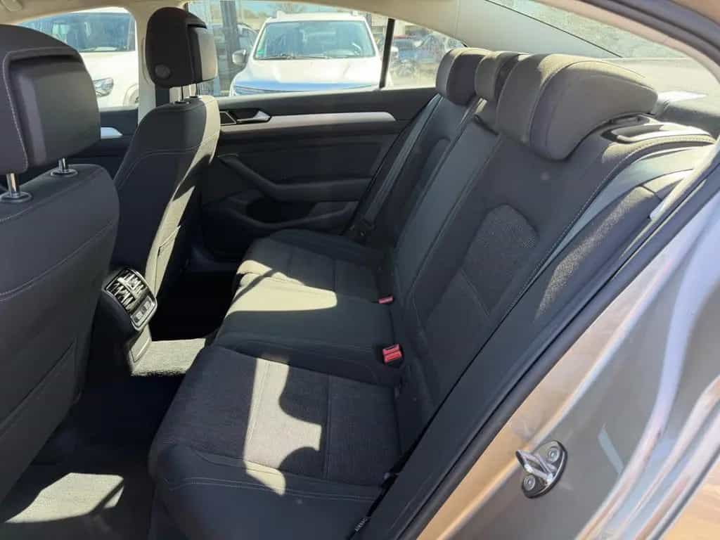 Volkswagen Passat 1.4 TSI DSG Lim. Comfortline 01/2016-photo-12