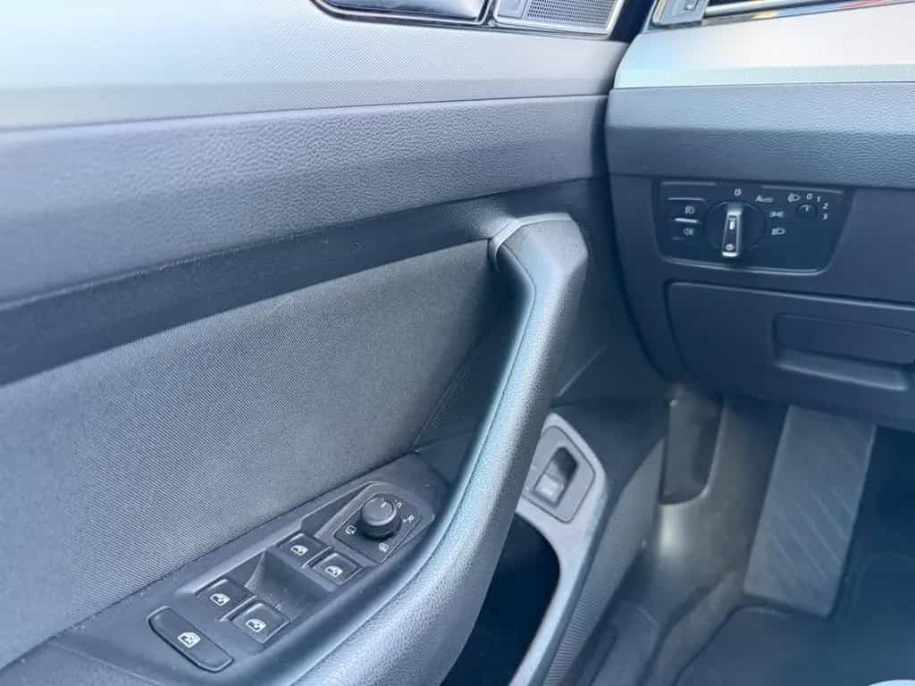 Volkswagen Passat 1.4 TSI DSG Lim. Comfortline 01/2016-photo-15