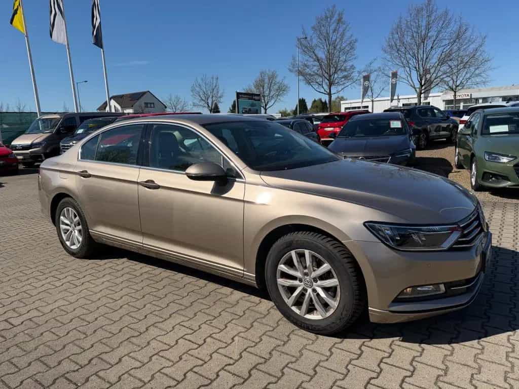 Volkswagen Passat 1.4 TSI DSG Lim. Comfortline 01/2016-photo-3