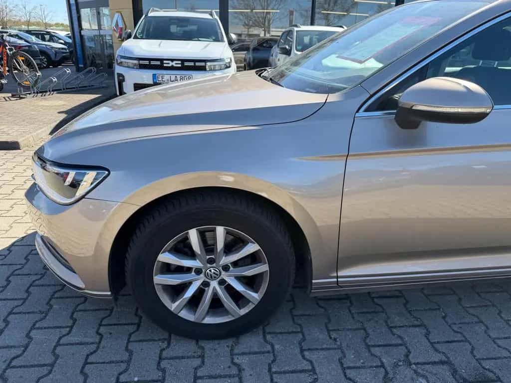 Volkswagen Passat 1.4 TSI DSG Lim. Comfortline 01/2016-photo-5
