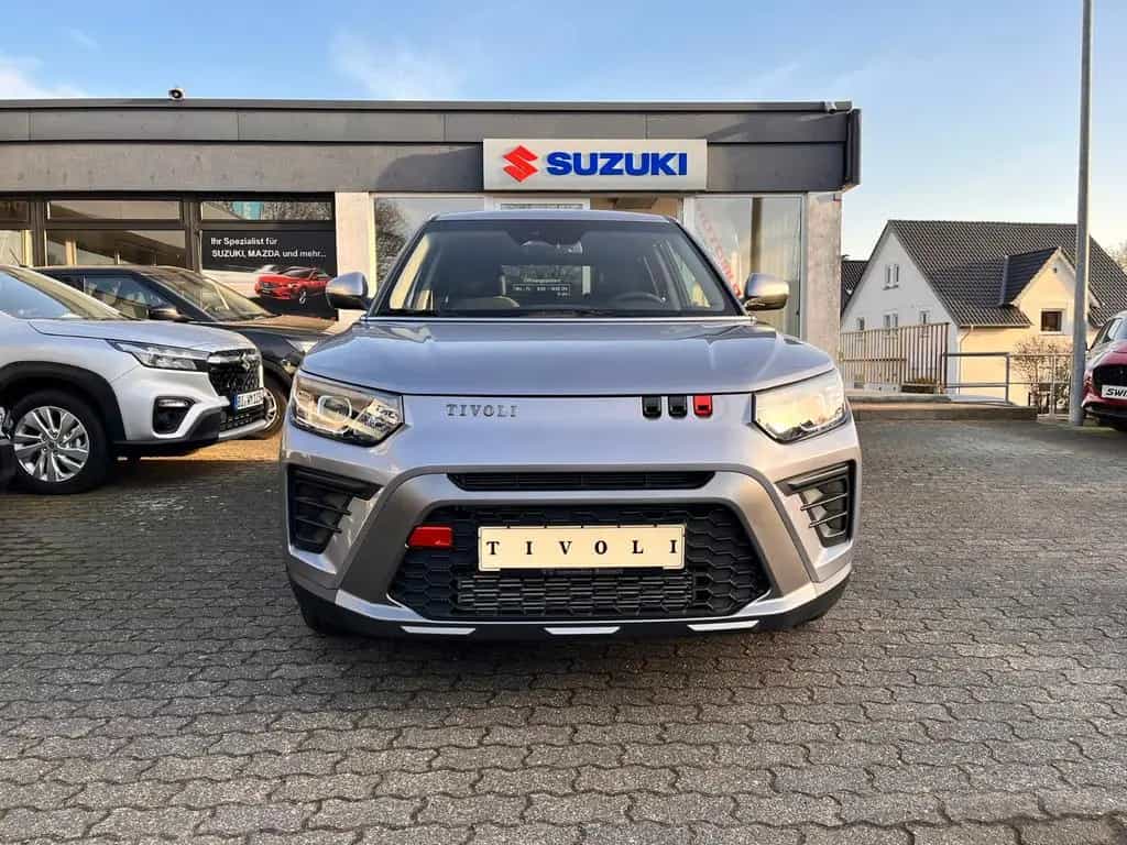 KGM Tivoli 1.5 T-GDI Nomad Automatik null-photo-1