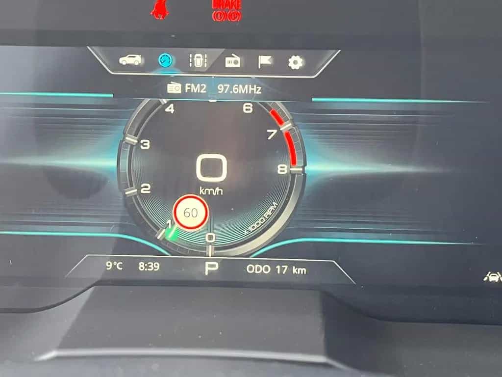KGM Tivoli 1.5 T-GDI Nomad Automatik null-photo-14