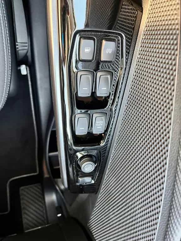 KGM Tivoli 1.5 T-GDI Nomad Automatik null-photo-16