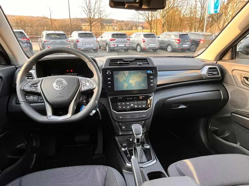 KGM Tivoli 1.5 T-GDI Nomad Automatik null-photo-7