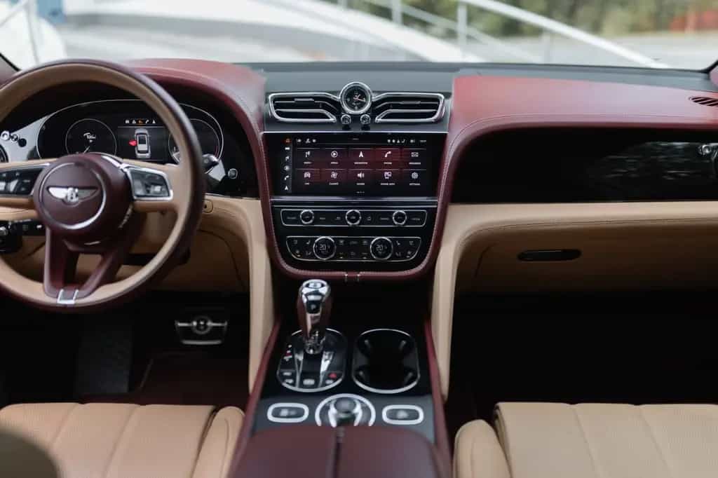 Bentley Bentayga 4.0 V8 4WD Autom. 03/2021-photo-16