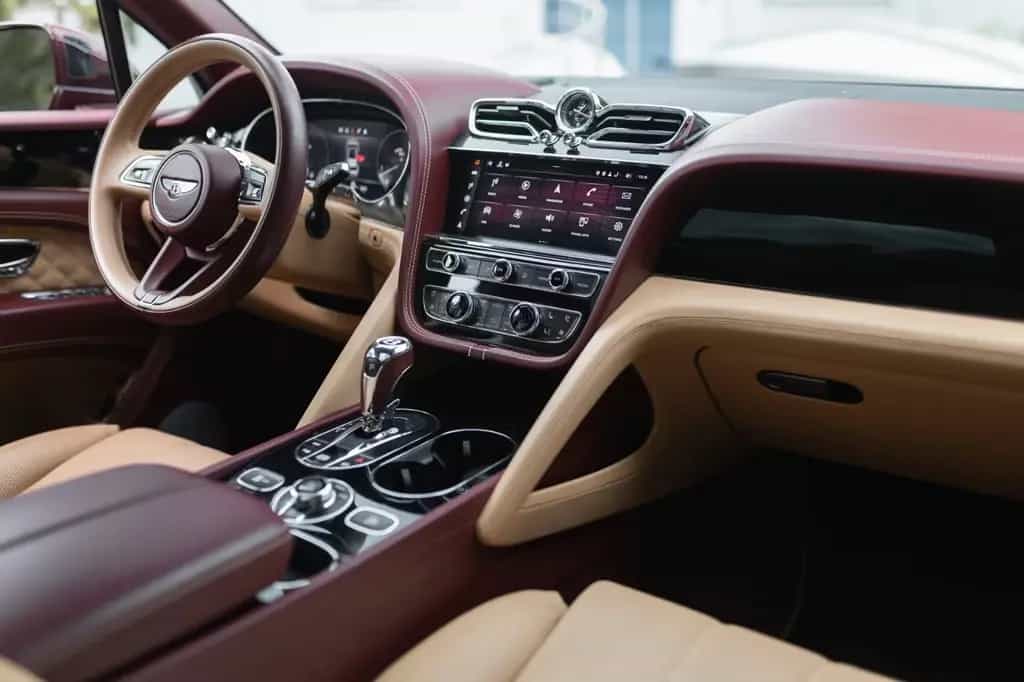 Bentley Bentayga 4.0 V8 4WD Autom. 03/2021-photo-19