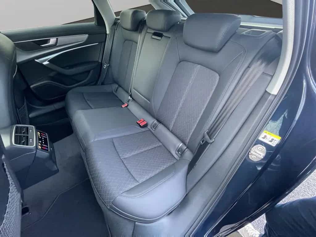 Audi A6 Avant 45 TDI qu. Matrix AHK Luftfahr. Kamera 11/2022-photo-17