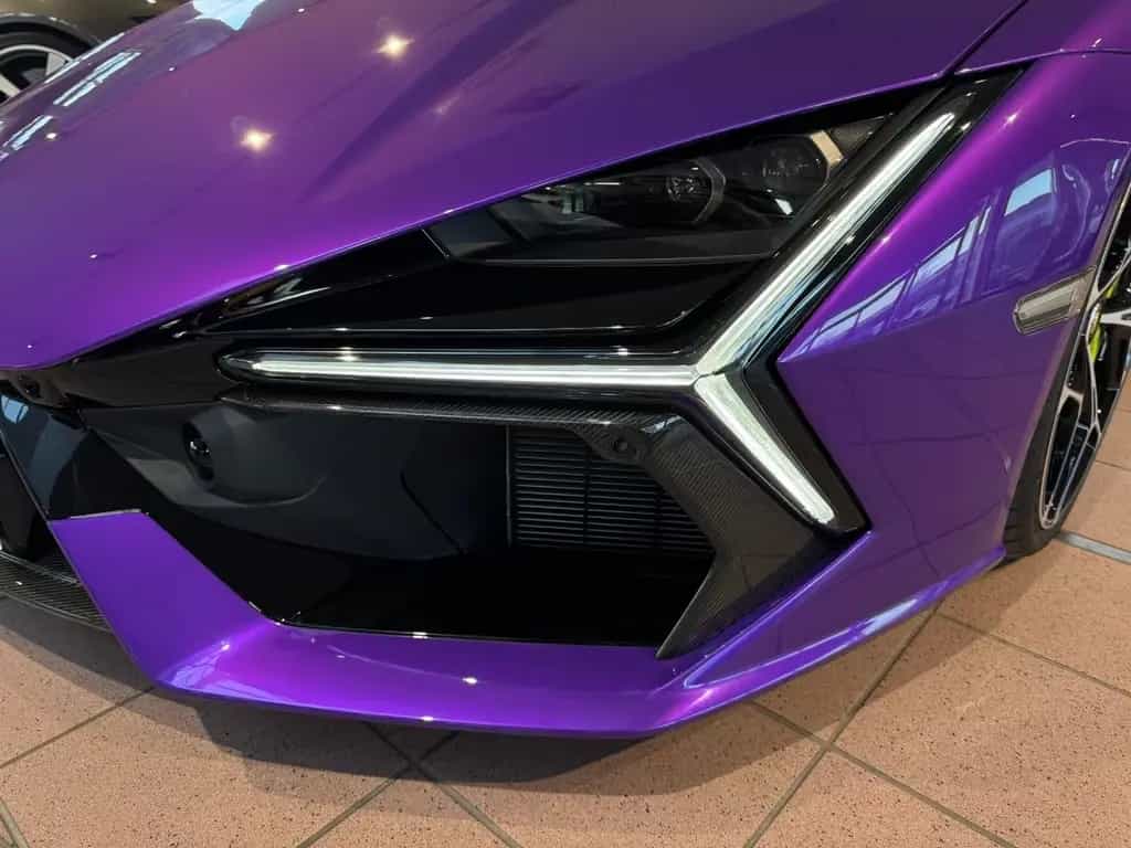 Lamborghini Revuelto "Carbon" 08/2025-photo-13
