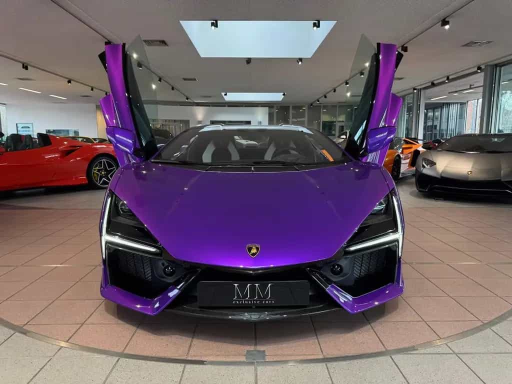Lamborghini Revuelto "Carbon" 08/2025-photo-3