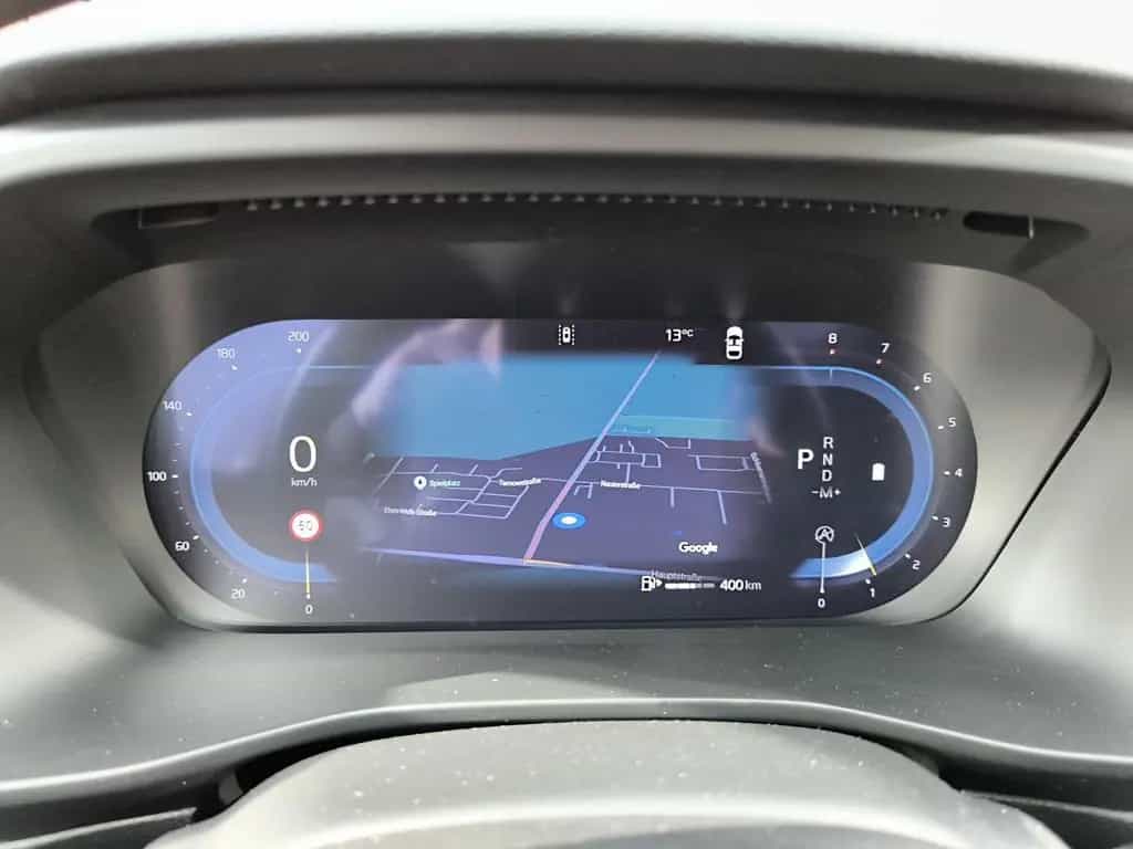 Volvo XC40 B3 Benzin Plus Dark 06/2025-photo-13