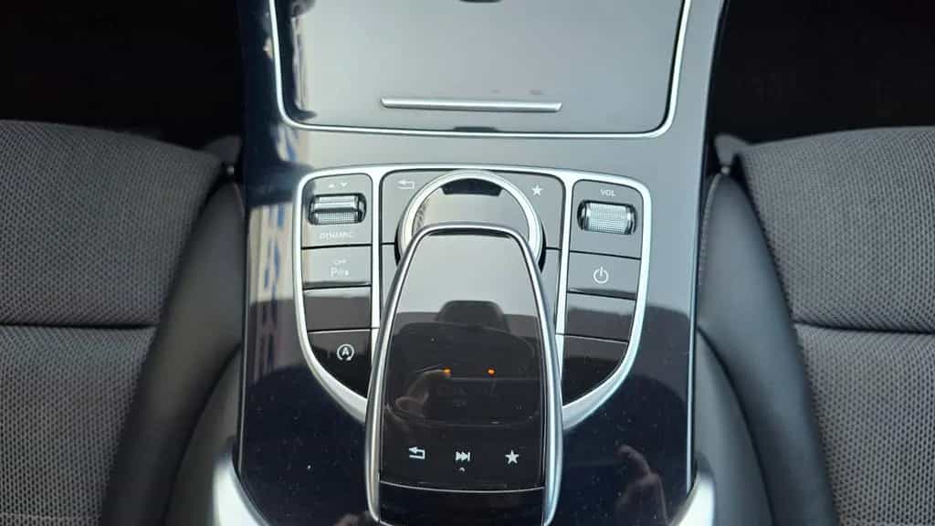Mercedes-Benz C-Class 180 T 9G Avantgarde LED NAV SHZ PDC 04/2018-photo-17