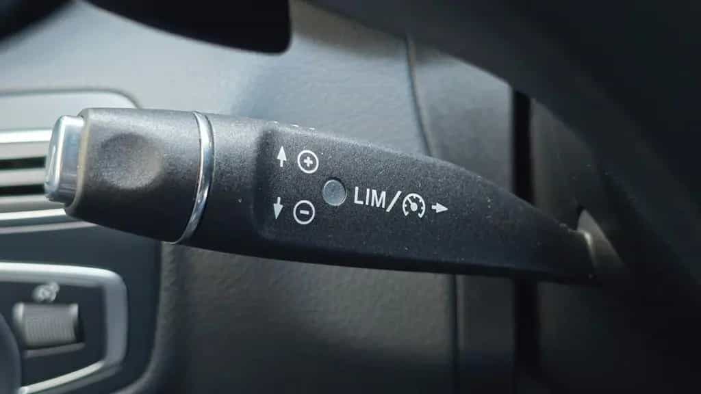 Mercedes-Benz C-Class 180 T 9G Avantgarde LED NAV SHZ PDC 04/2018-photo-19