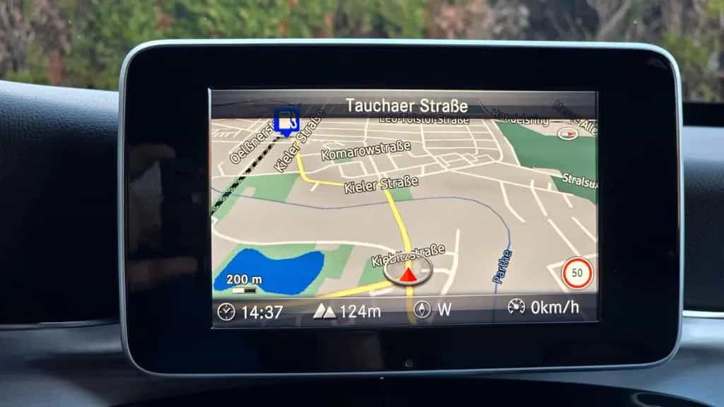 Mercedes-Benz C-Class 180 T 9G Avantgarde LED NAV SHZ PDC 04/2018-photo-27