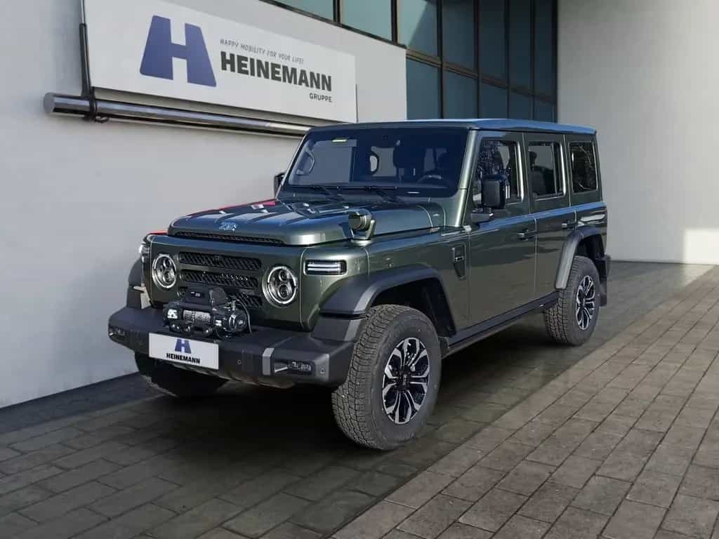 BAW 212 2,0 Diesel Aut. 4WD 166 PS 2,5t Anhängelast- null-photo-0