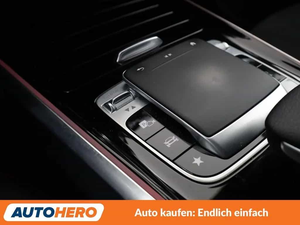 Mercedes-Benz GLB-Class GLB 250 4Matic AMG Line Aut.*NAVI*LED 05/2020-photo-22