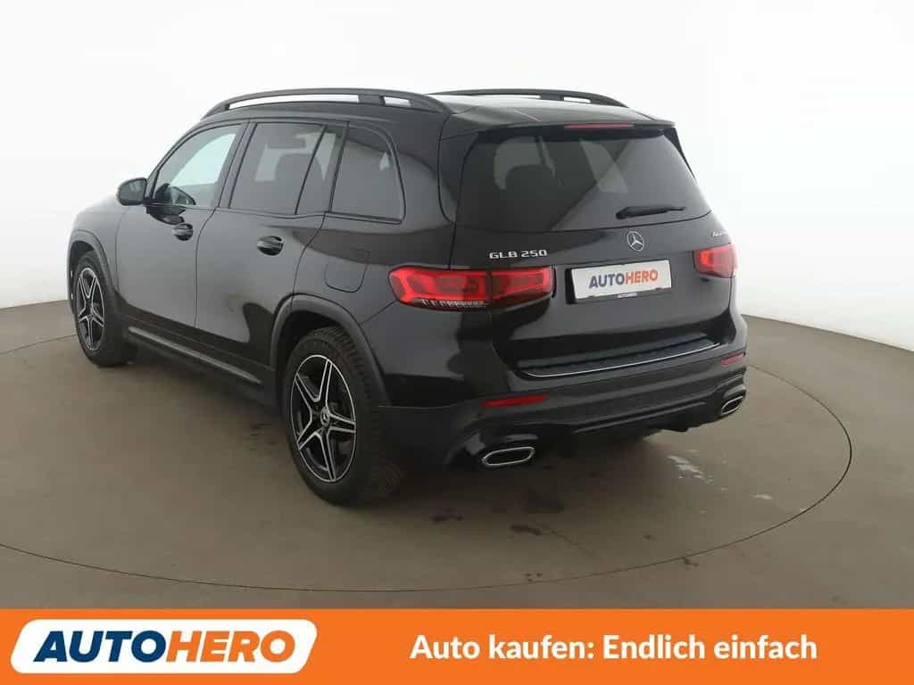 Mercedes-Benz GLB-Class GLB 250 4Matic AMG Line Aut.*NAVI*LED 05/2020-photo-3