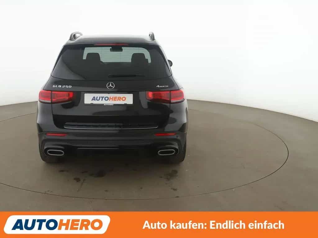 Mercedes-Benz GLB-Class GLB 250 4Matic AMG Line Aut.*NAVI*LED 05/2020-photo-4