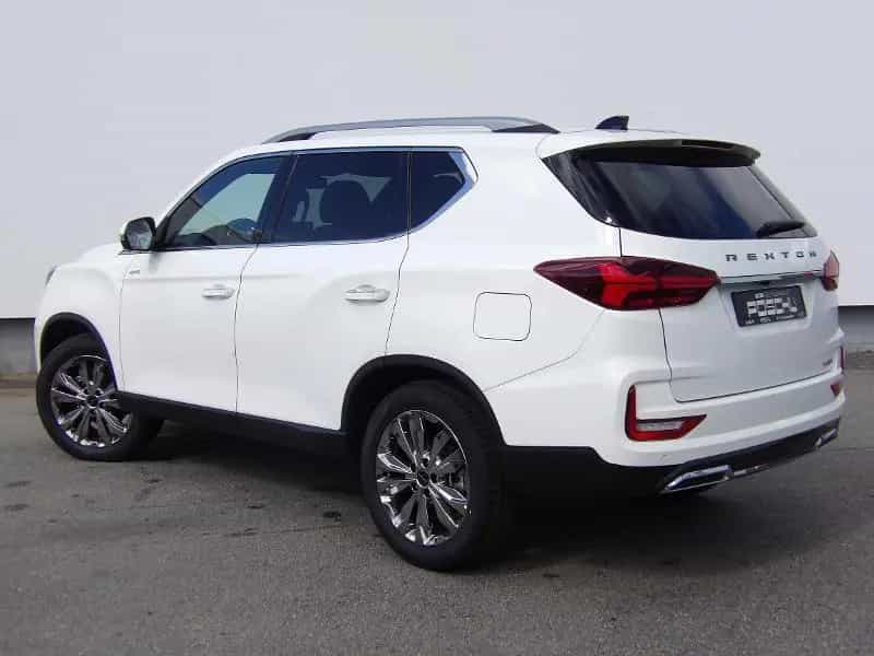 KGM Rexton 2.2 Diesel LUX 20´´ Räder 3.5T Anhängelas null-photo-4