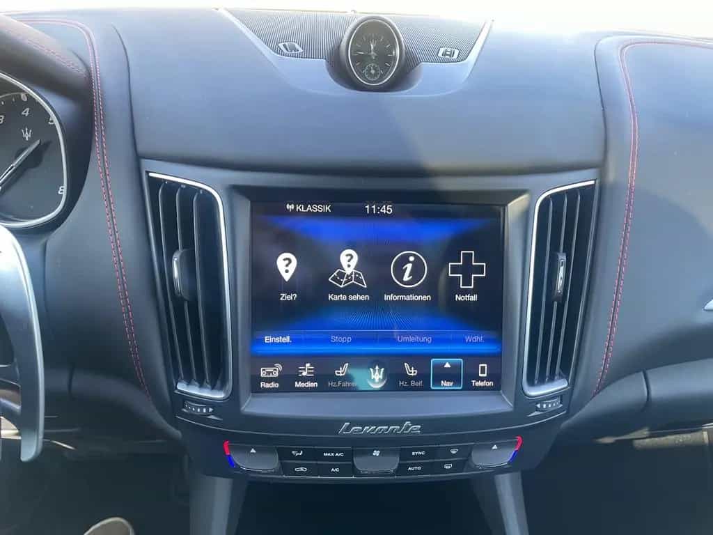 Maserati Levante S Q4 (430PS) 2.HD-AHK-SH-MWST-BRD 02/2018-photo-14