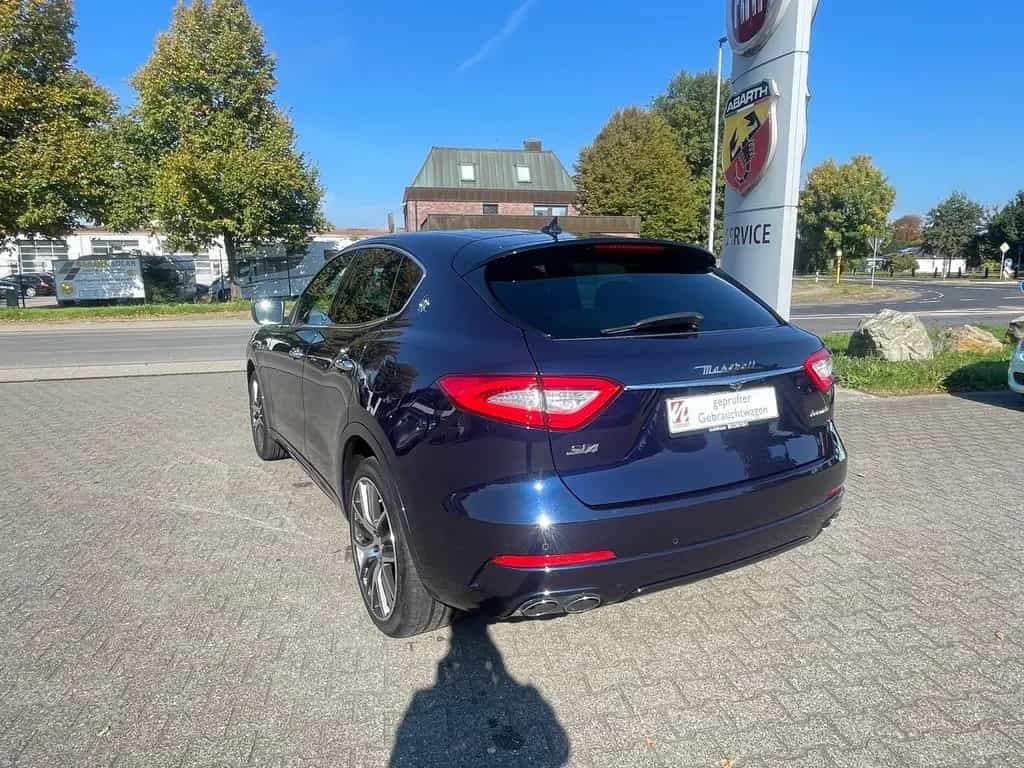 Maserati Levante S Q4 (430PS) 2.HD-AHK-SH-MWST-BRD 02/2018-photo-2