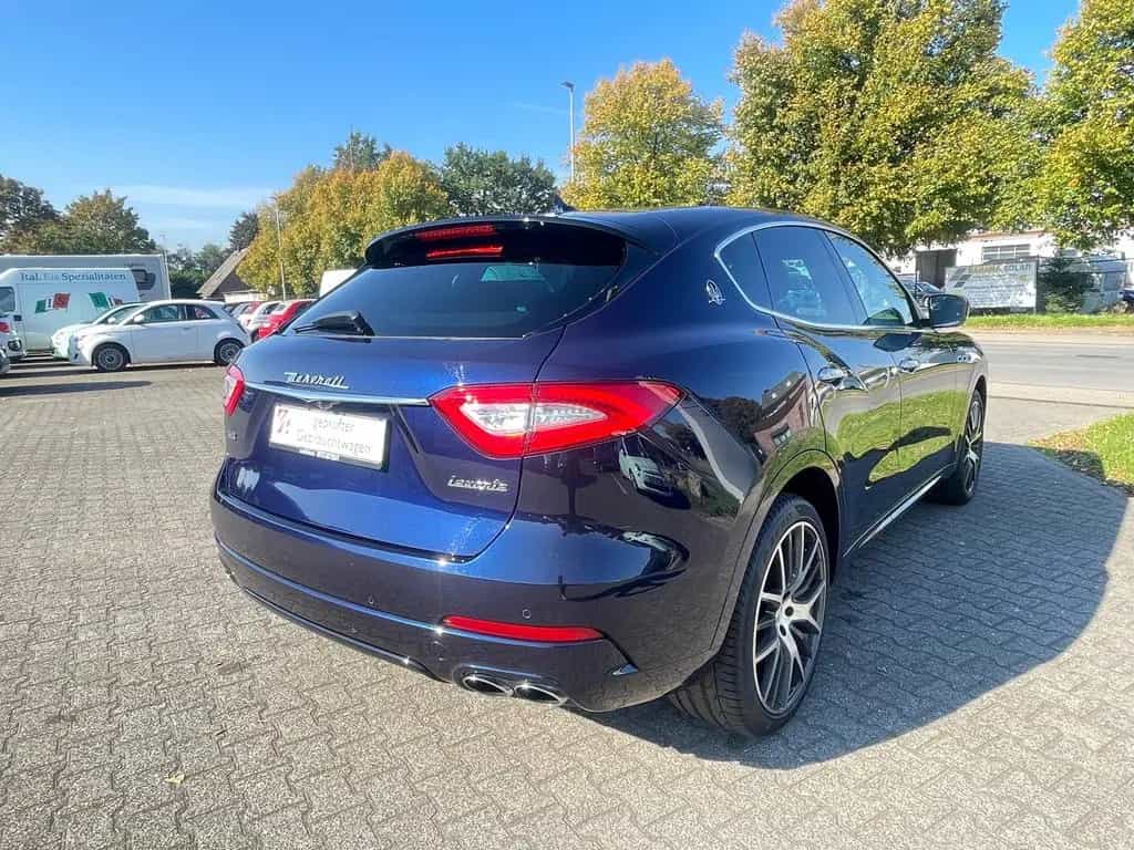 Maserati Levante S Q4 (430PS) 2.HD-AHK-SH-MWST-BRD 02/2018-photo-3