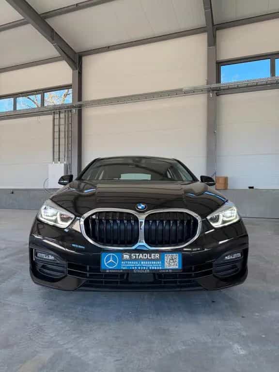 BMW 1 Series 118 1 Limousine 118 d Advantage 04/2021-photo-0