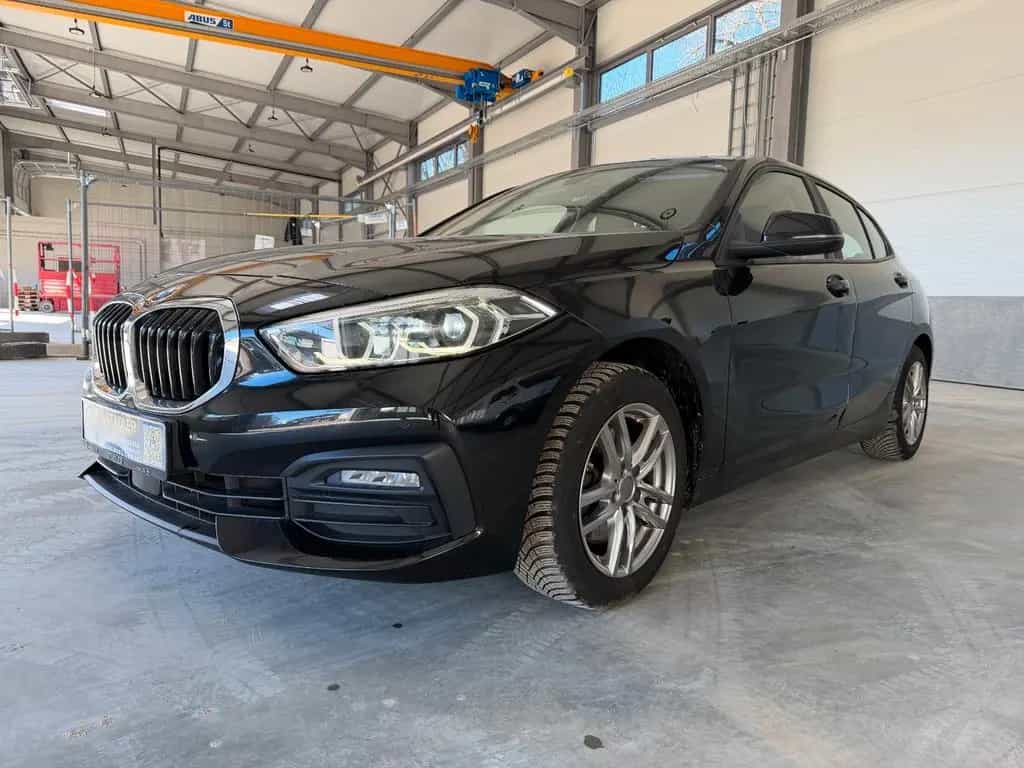 BMW 1 Series 118 1 Limousine 118 d Advantage 04/2021-photo-1