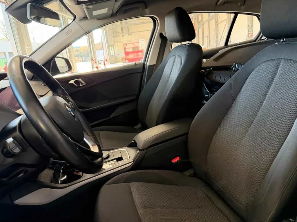 BMW 1 Series 118 1 Limousine 118 d Advantage 04/2021-photo-10