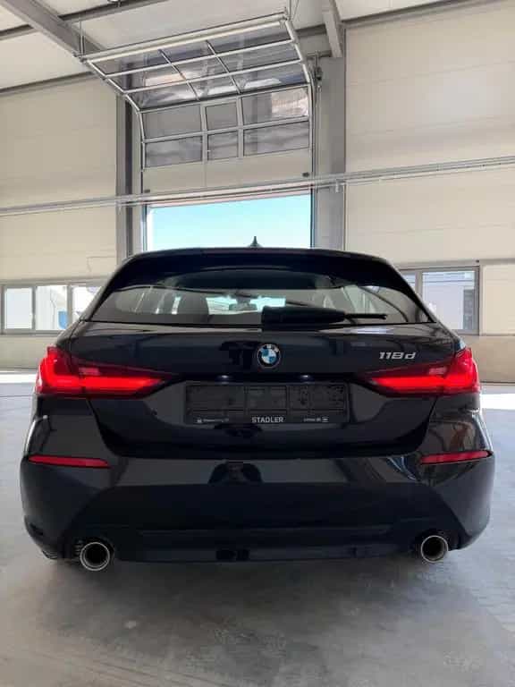 BMW 1 Series 118 1 Limousine 118 d Advantage 04/2021-photo-4
