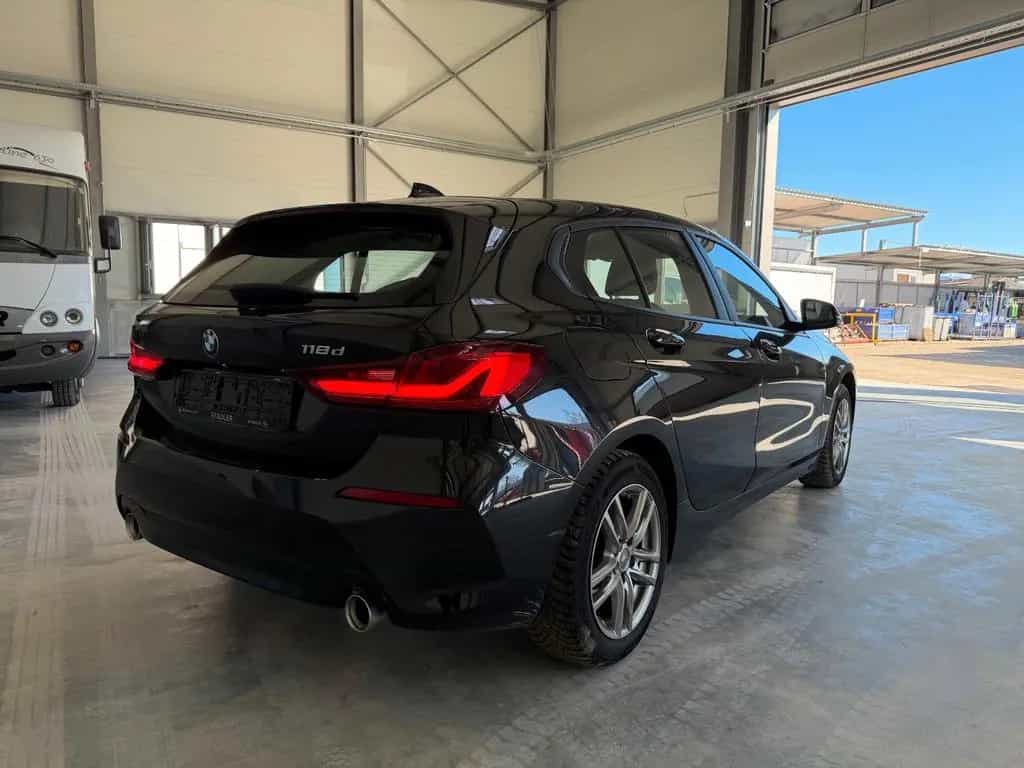 BMW 1 Series 118 1 Limousine 118 d Advantage 04/2021-photo-7