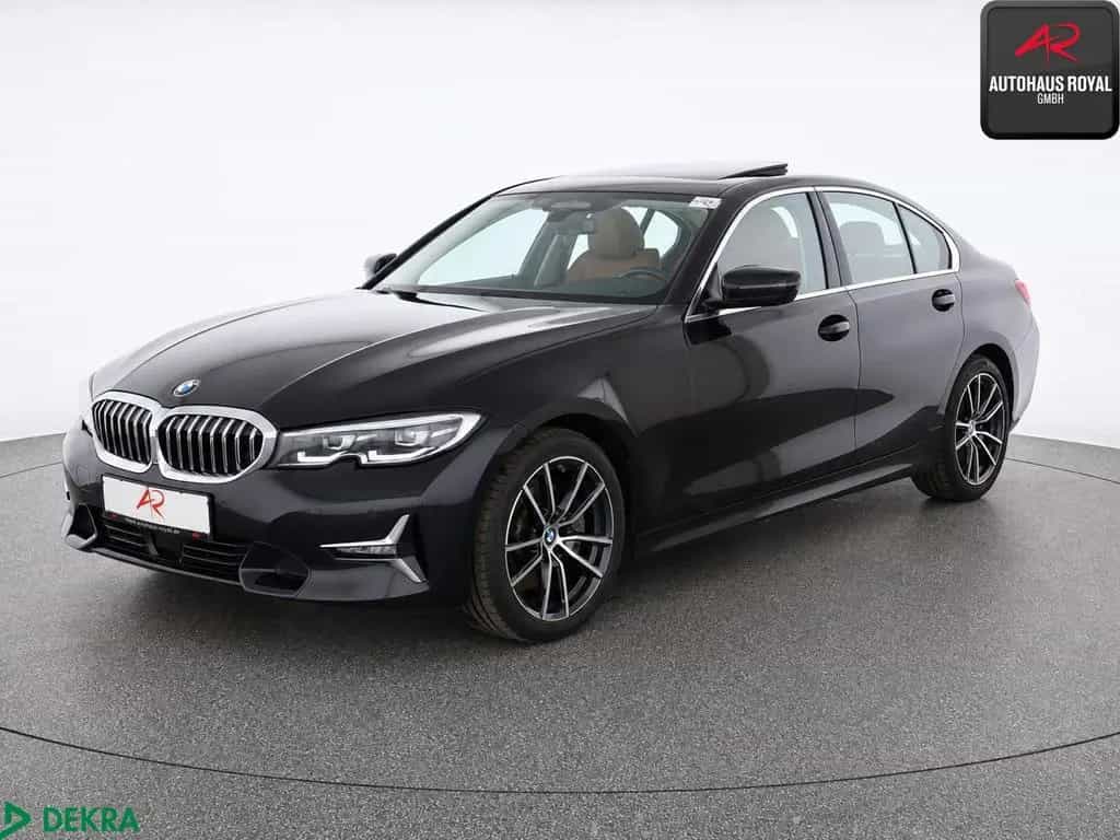 BMW 330 d LUXURY LINE GLASDACH,ACC,KEYLESS,TOTWINKEL 01/2020-photo-0