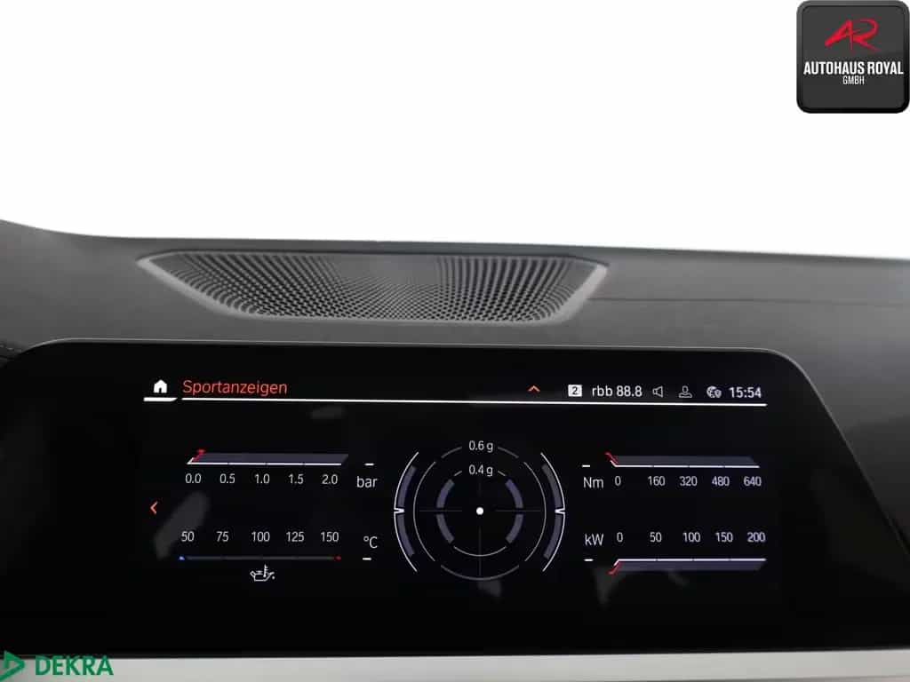 BMW 330 d LUXURY LINE GLASDACH,ACC,KEYLESS,TOTWINKEL 01/2020-photo-18