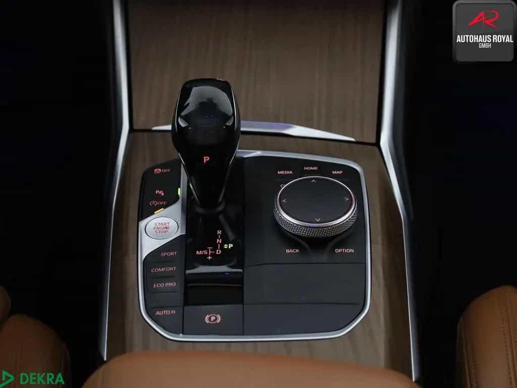 BMW 330 d LUXURY LINE GLASDACH,ACC,KEYLESS,TOTWINKEL 01/2020-photo-20