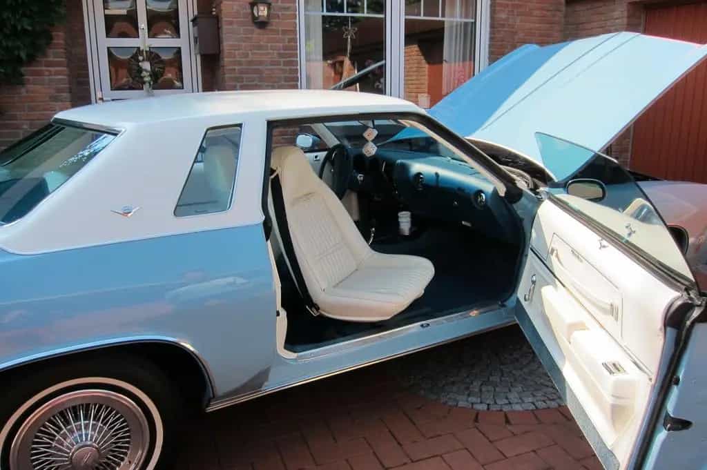 GMC Other Oldsmobile Cutlass 09/1975-photo-10