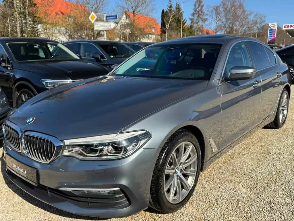 BMW 520 d Lim. DisplayKey |HUD| SHD| Keyless|Kamera| 09/2018-photo-1