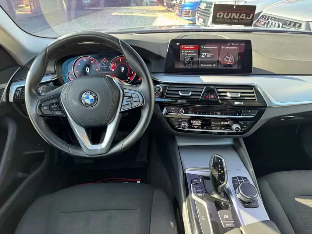 BMW 520 d Lim. DisplayKey |HUD| SHD| Keyless|Kamera| 09/2018-photo-18