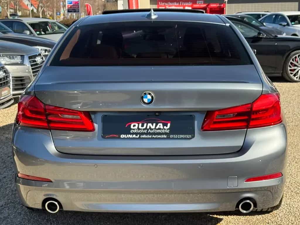 BMW 520 d Lim. DisplayKey |HUD| SHD| Keyless|Kamera| 09/2018-photo-3