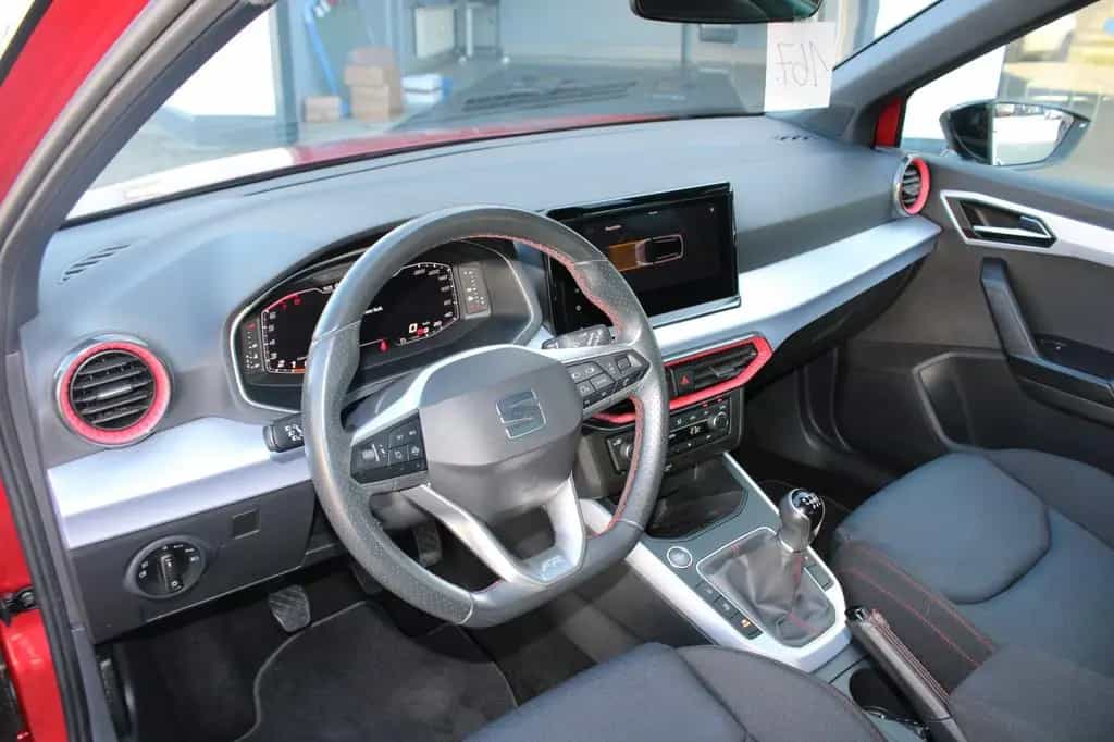 Seat Arona FR Navi LED Kamera 10/2021-photo-9