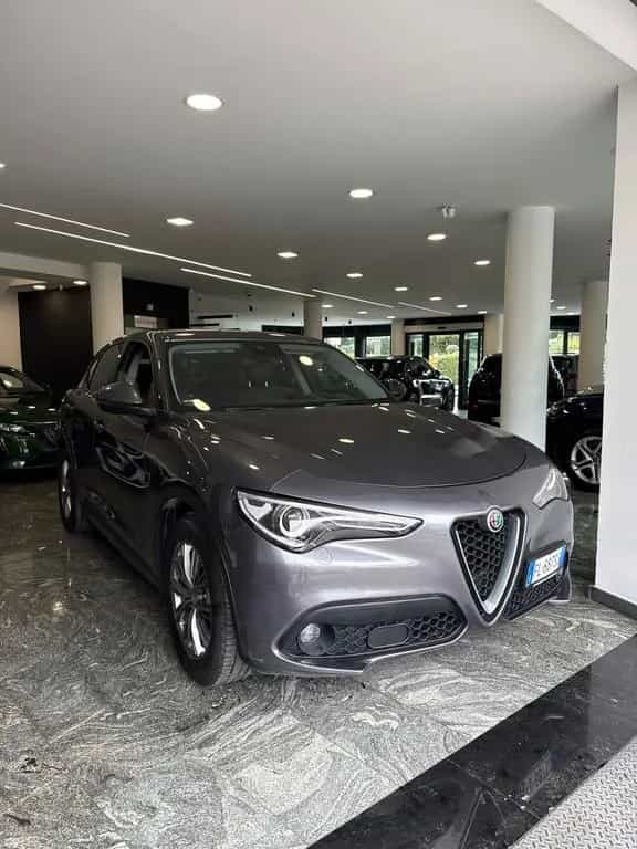 Alfa Romeo Stelvio 2.2 Turbodiesel 180 CV AT8 RW 09/2017-photo-3