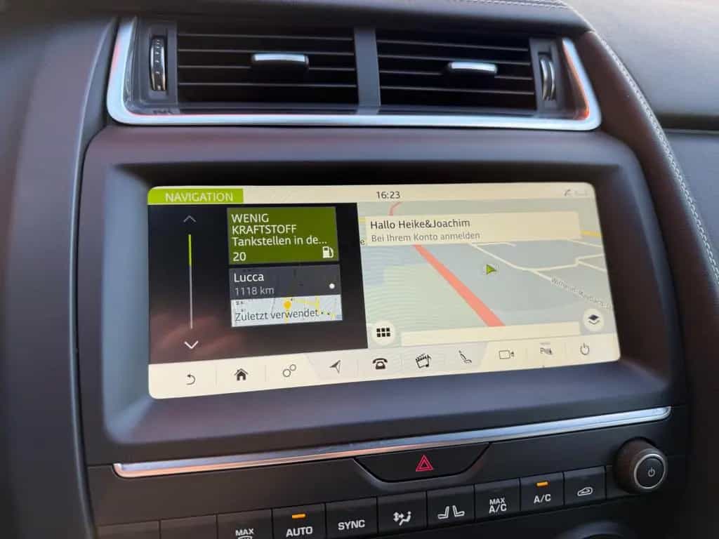 Jaguar E-Pace R-Dynamic S AWD=Leder-Kamera-Carplay-AHK= 11/2019-photo-16
