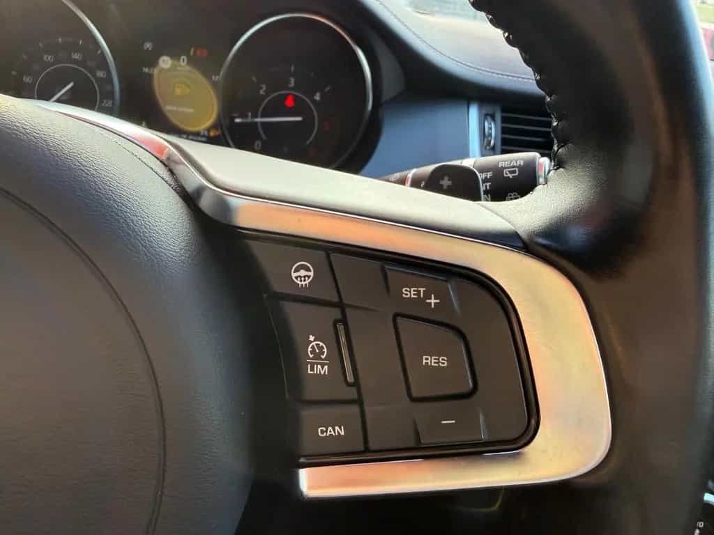 Jaguar E-Pace R-Dynamic S AWD=Leder-Kamera-Carplay-AHK= 11/2019-photo-20