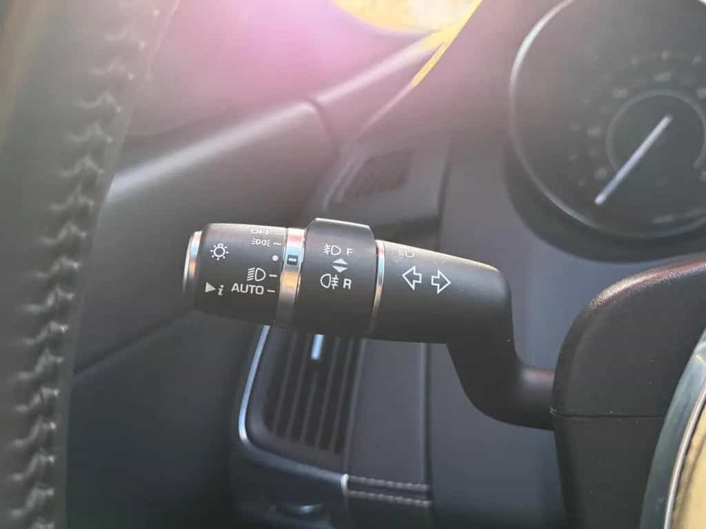 Jaguar E-Pace R-Dynamic S AWD=Leder-Kamera-Carplay-AHK= 11/2019-photo-24